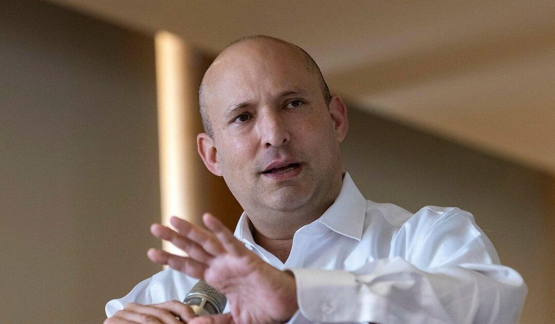 Bennet wants to replace Netanyahu. To do that, he needs ex-IDF chief Eisenkot