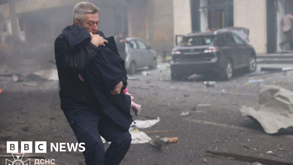 Children among victims in Russian airstrikes, hours after Trump-Putin talks shelved