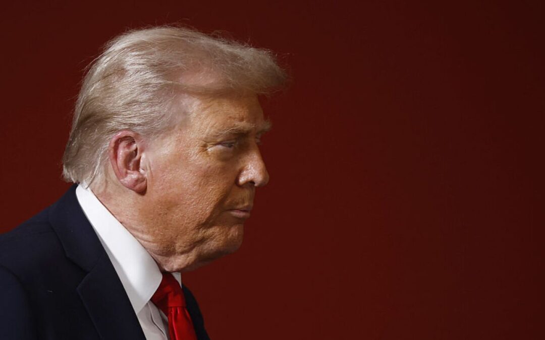 Trade tensions hang over Trump's Asia trip, but he still aims to make a deal