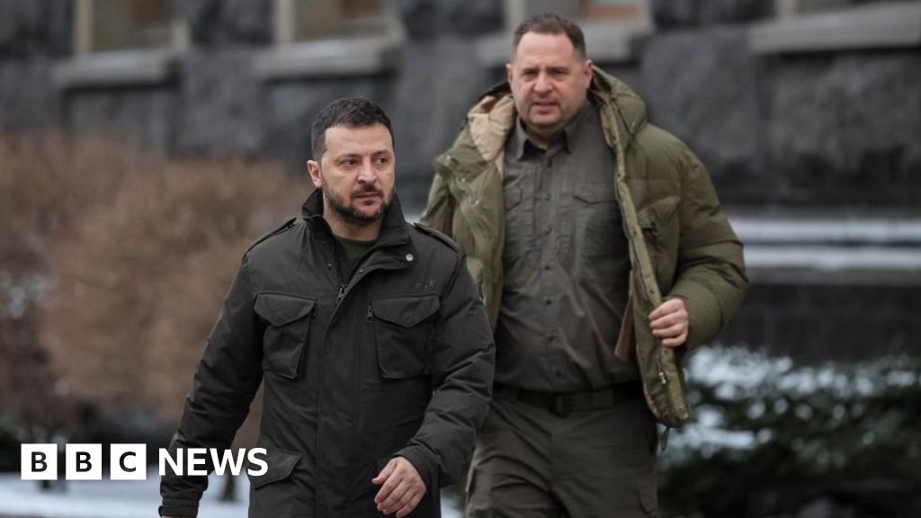 Zelensky's chief of staff resigns after Ukrainian anti-corruption raid on his home