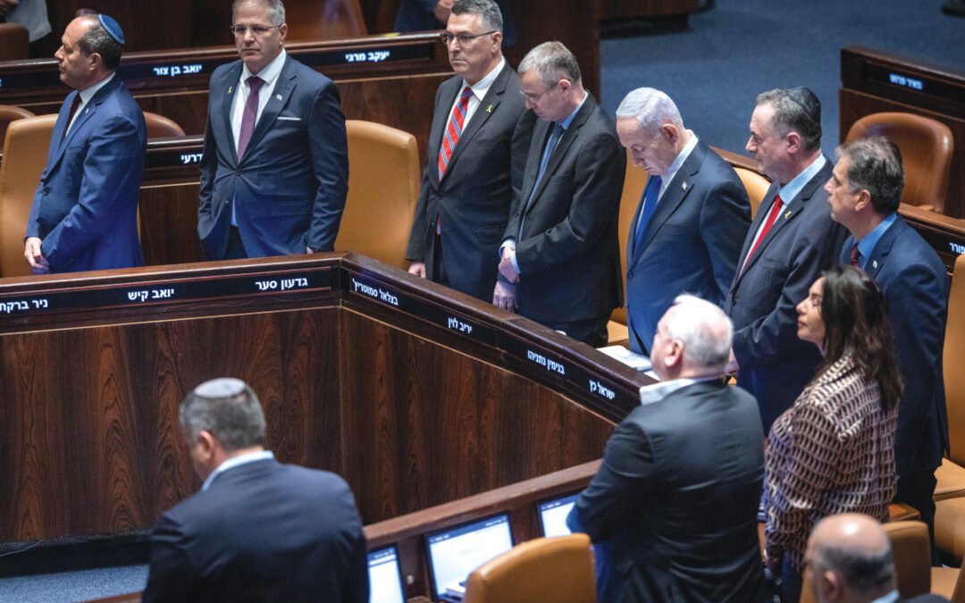 בכירים בליכוד נגד נתניהו: "לוין צריך לשבת עם השופט עמית"