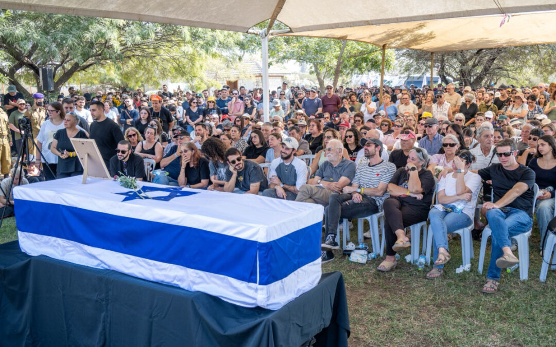 ליאור רודאיף הובא למנוחות: "קוברים אותך באדמה שיצאת להגן עליה"