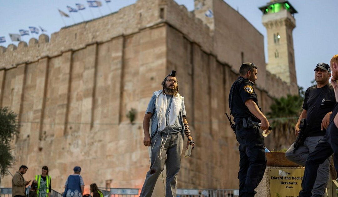 Israel to seize Palestinian municipal powers for construction at Hebron's Tomb of the Patriarchs