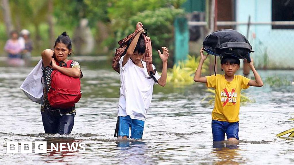 New typhoon bears down on Philippines days after deadly storm