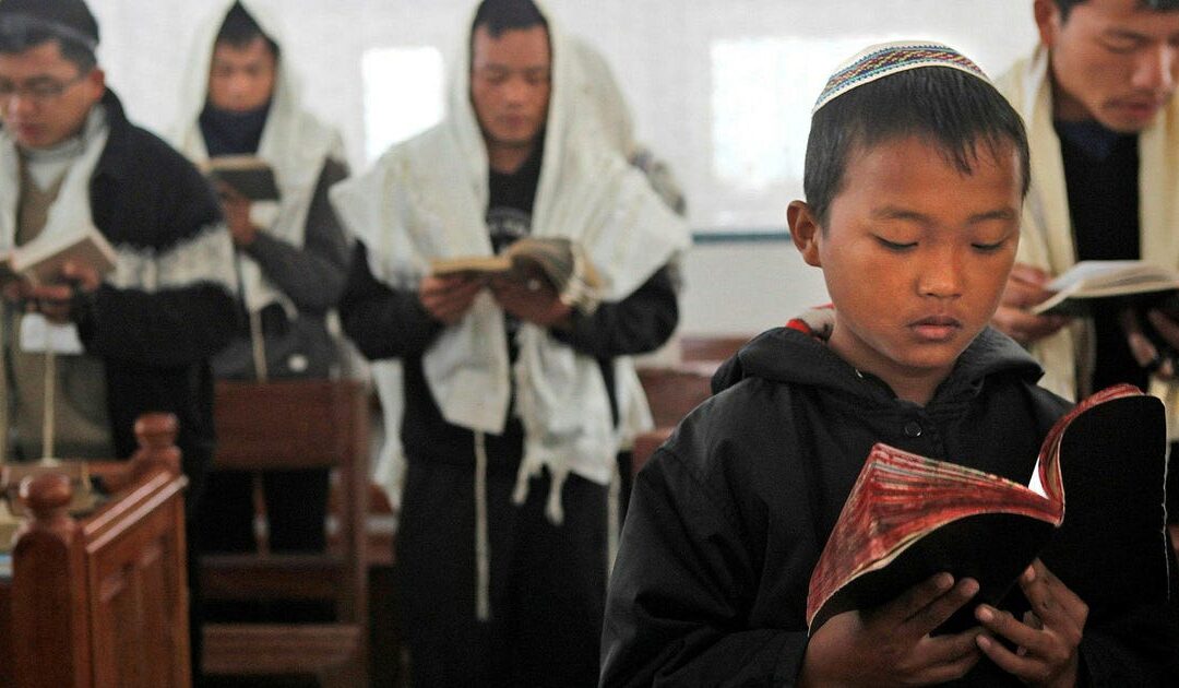 Cabinet approves plan to bring remaining members of 'lost tribe' from India to Israel