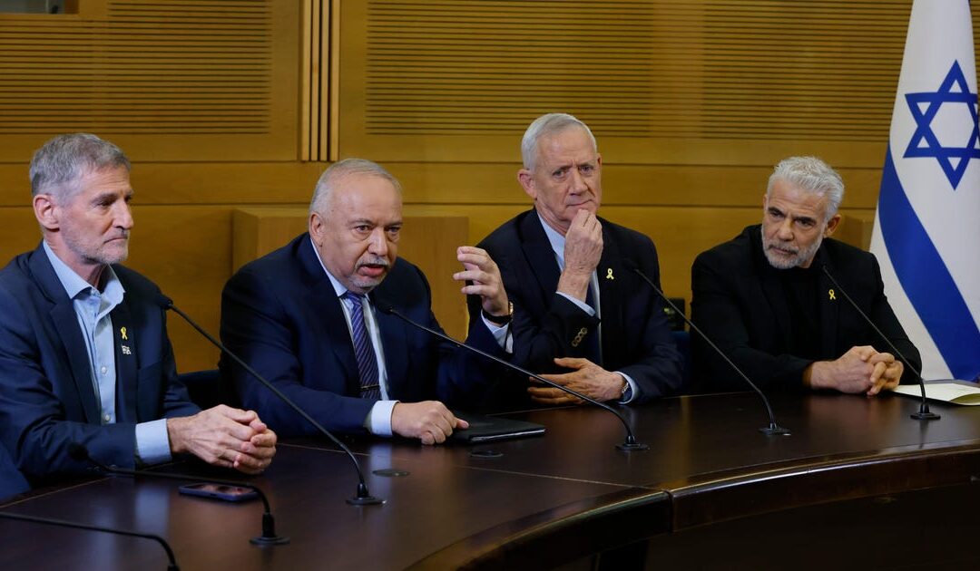 Despite differences, Israel's opposition must work together to replace Netanyahu
