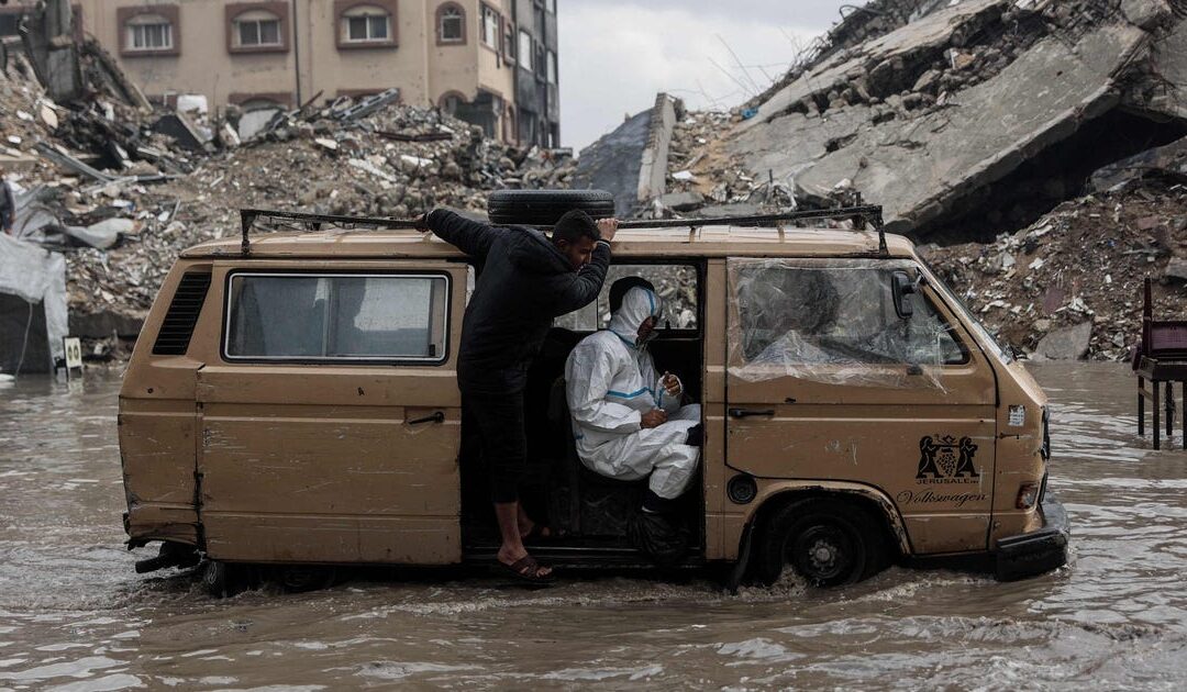 Gazans' stark choice: Either Hamas, or reconstruction