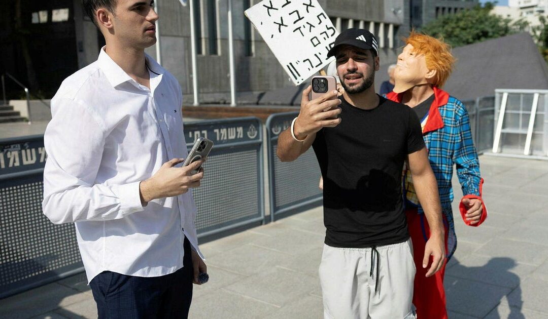 Ben-Gvir ally questioned on suspicion of threatening journalist who aired leaked Sde Teiman video, source says