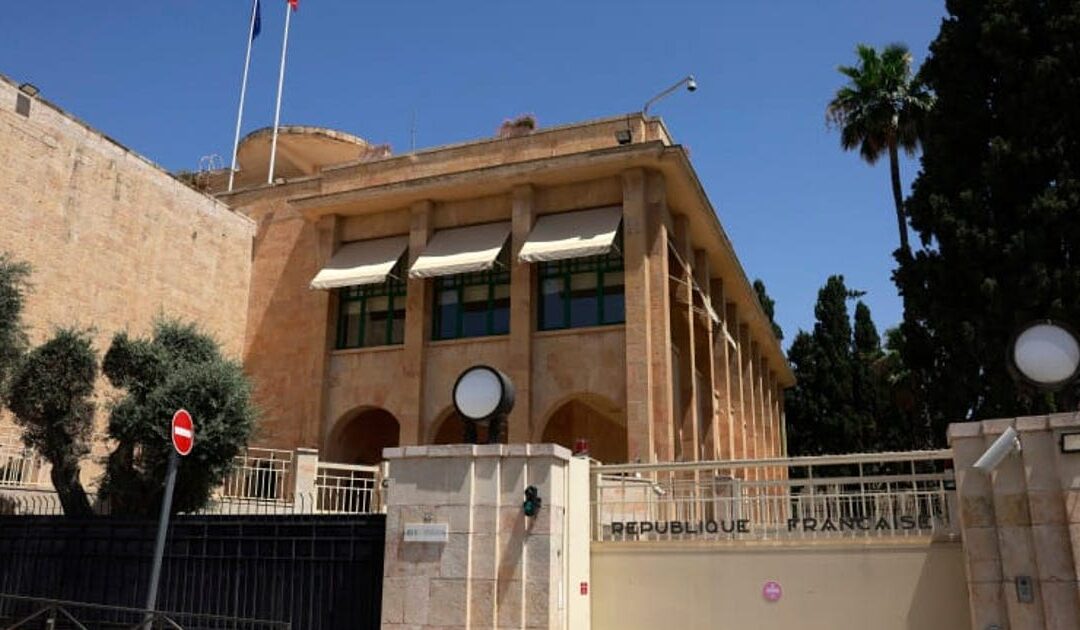 France demands heightened security measures after Israeli MKs harass French consulate staffer