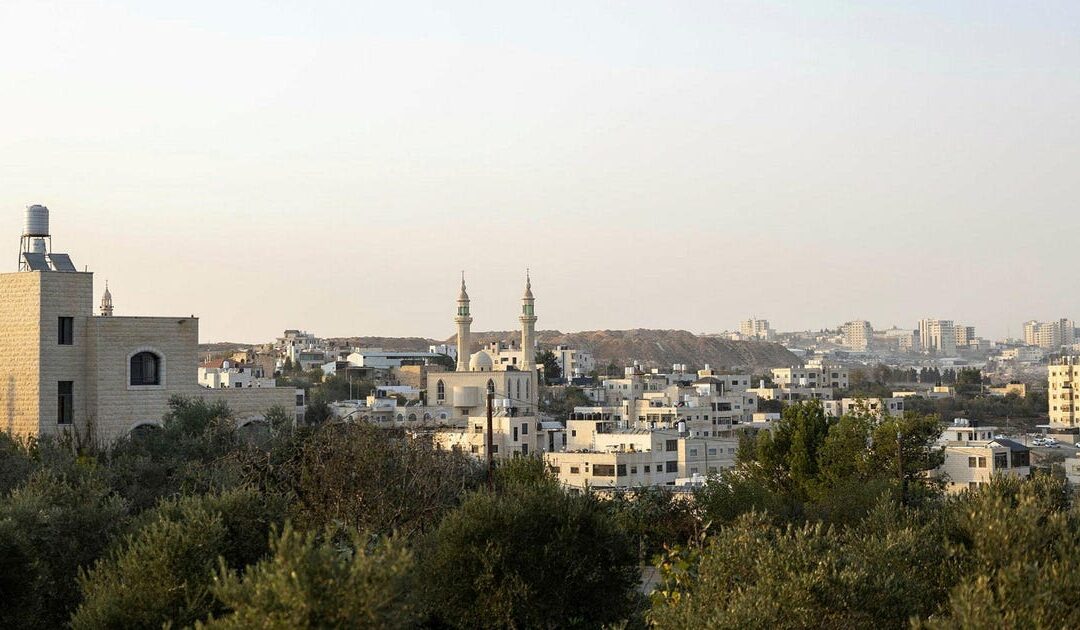 West Bank separation barrier, Palestinian homes may be moved to make way for incineration plant