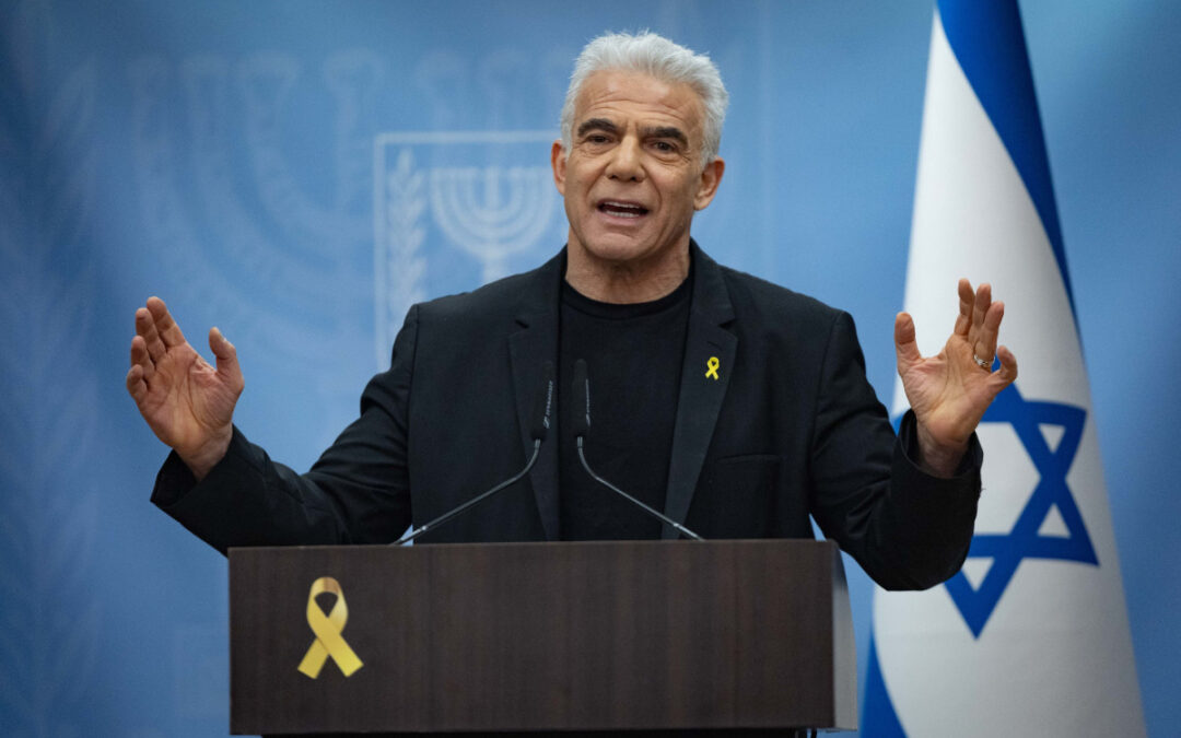 שובר שוויון? האלוף לשעבר שמככב בערוצי הטלוויזיה מצטרף ליאיר לפיד