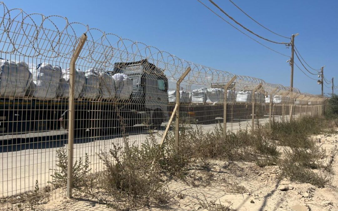 מומחה לכלכלת חמאס מזהיר: "הם אלו ששולטים על כל הסחורה לעזה"