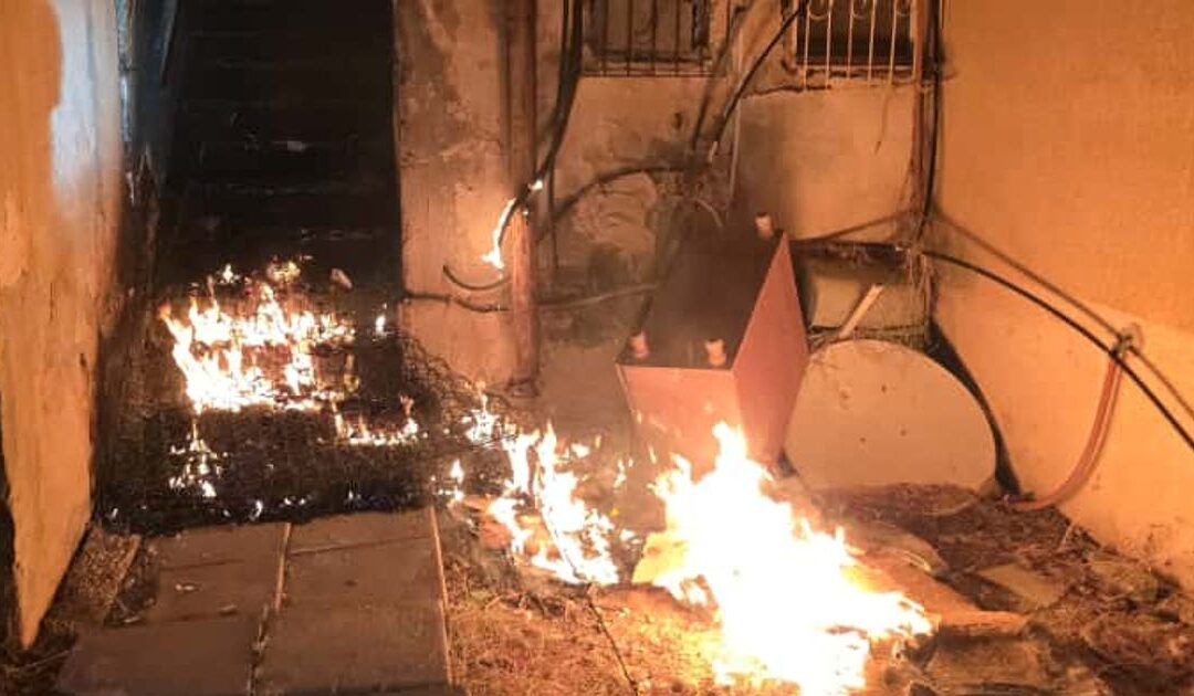 Fires reported in nine buildings in southern Israel's Be'er Sheva, arson suspect arrested