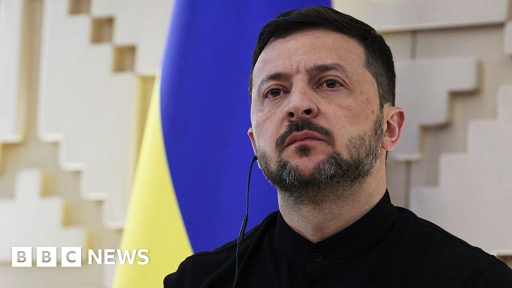 Zelensky warns against giving away territory as latest Ukraine talks end