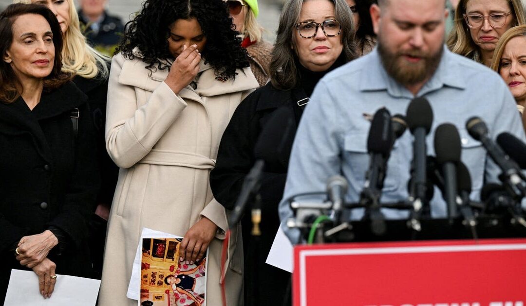 U.S. Congress passes measure to force release of Epstein files, sending it to Trump