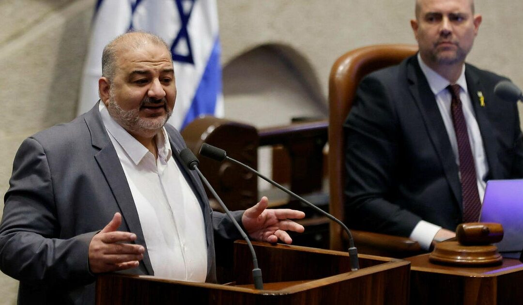 Sources in Arab leadership: If opposition forms next Israeli government, we'll be part of it
