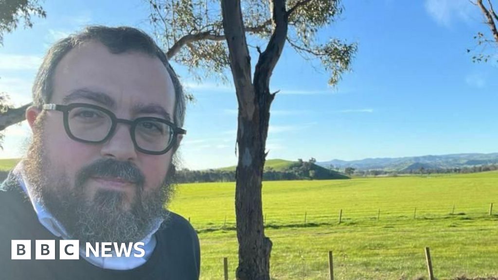 A 10-year-old, two rabbis and a Holocaust survivor – Who are the Bondi shooting victims?