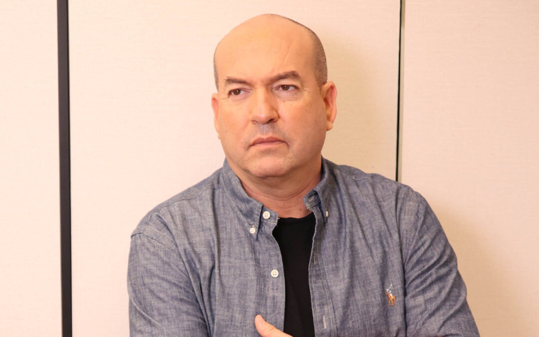 ברקוביץ' טען: "אבא שלך לא רצה לשחרר אותך" – אביו של שורד השבי מיהר להגיב