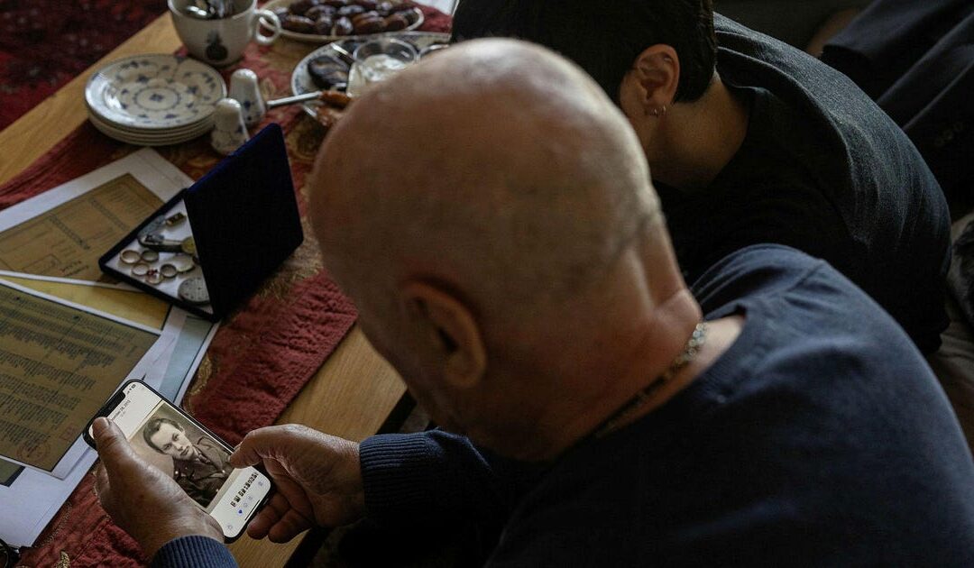 Jewelry of a Nazi concentration camp survivor returned to son in Israel after 80 years