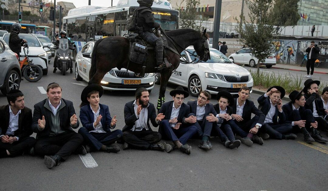 U.S. Haredi donors say they won't give to yeshivas that 'delegitimize' IDF, marking rare rifft