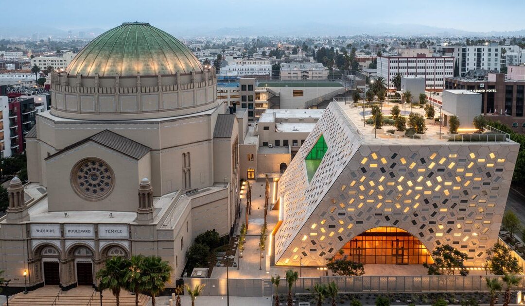 Two arrested in protest outside L.A. synagogue featuring Israeli defense firm