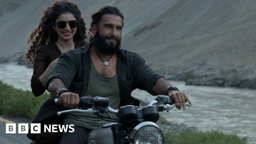 A new Bollywood film is dividing opinions in India and Pakistan