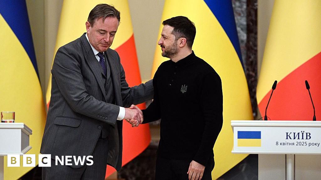 EU leaders face crunch decision on loaning Russia's frozen cash to Ukraine