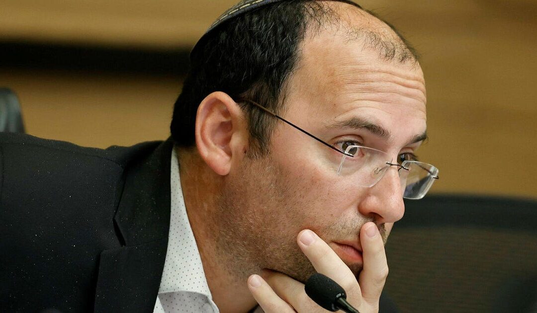 Israel seeks to ban NGOs getting more than $30K in foreign funding from organizing protests