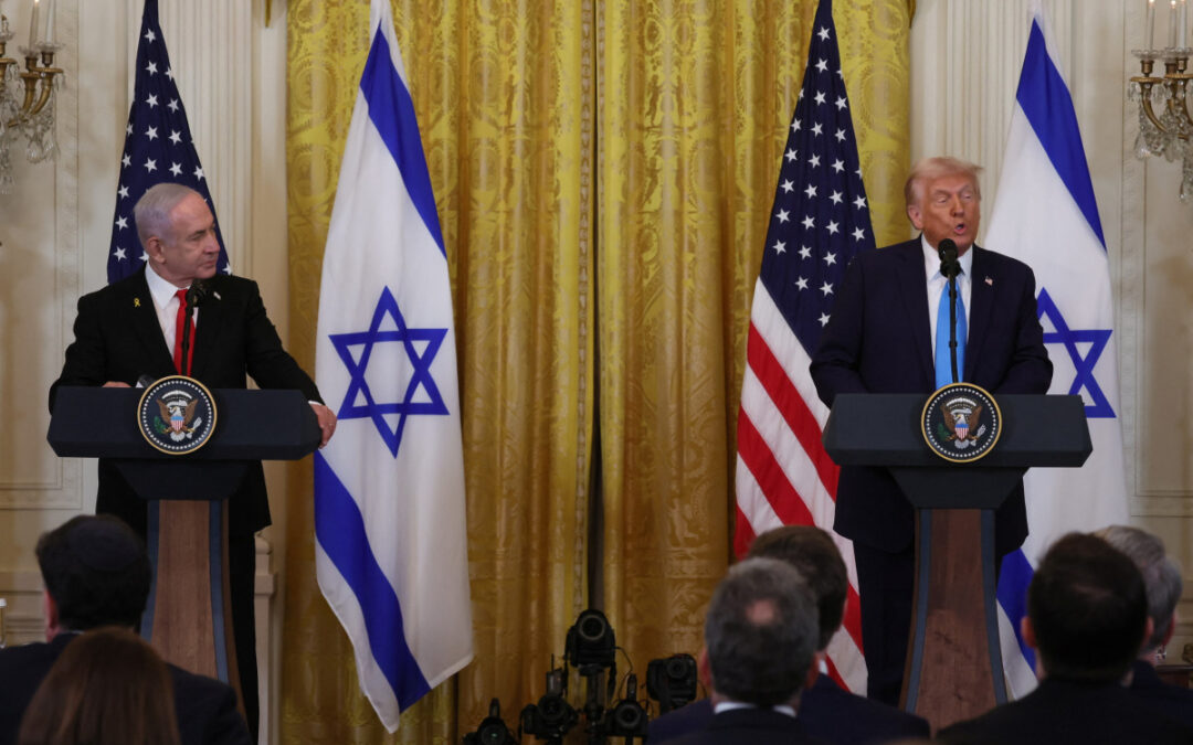 מאחורי הקלעים – טראמפ זועם על נתניהו: "משבש את העסקה שלי"