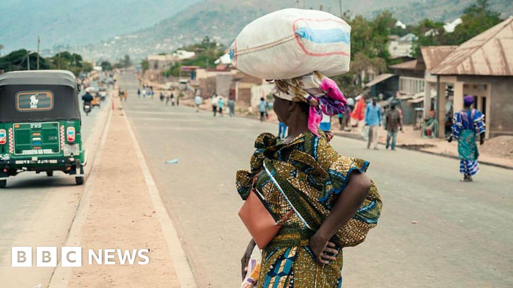 Rebels reportedly enter key DR Congo city despite Trump peace deal