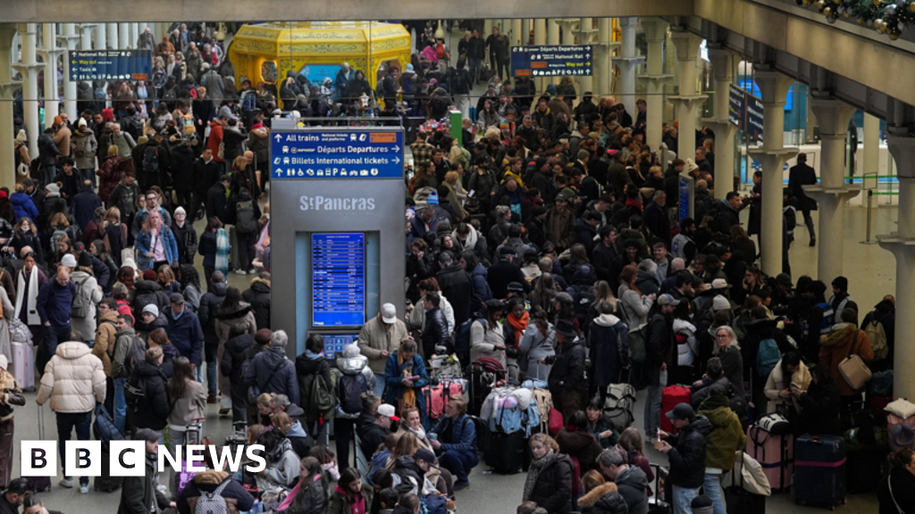 Eurostar cancels all trains out of London as power outage hits Channel Tunnel