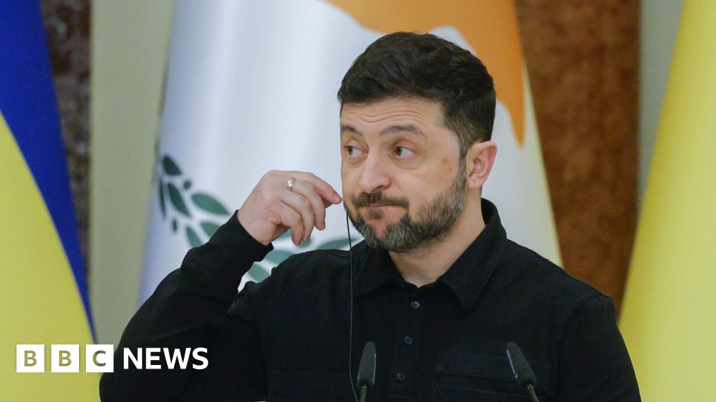 Zelensky signals progress in talks with US on peace plan