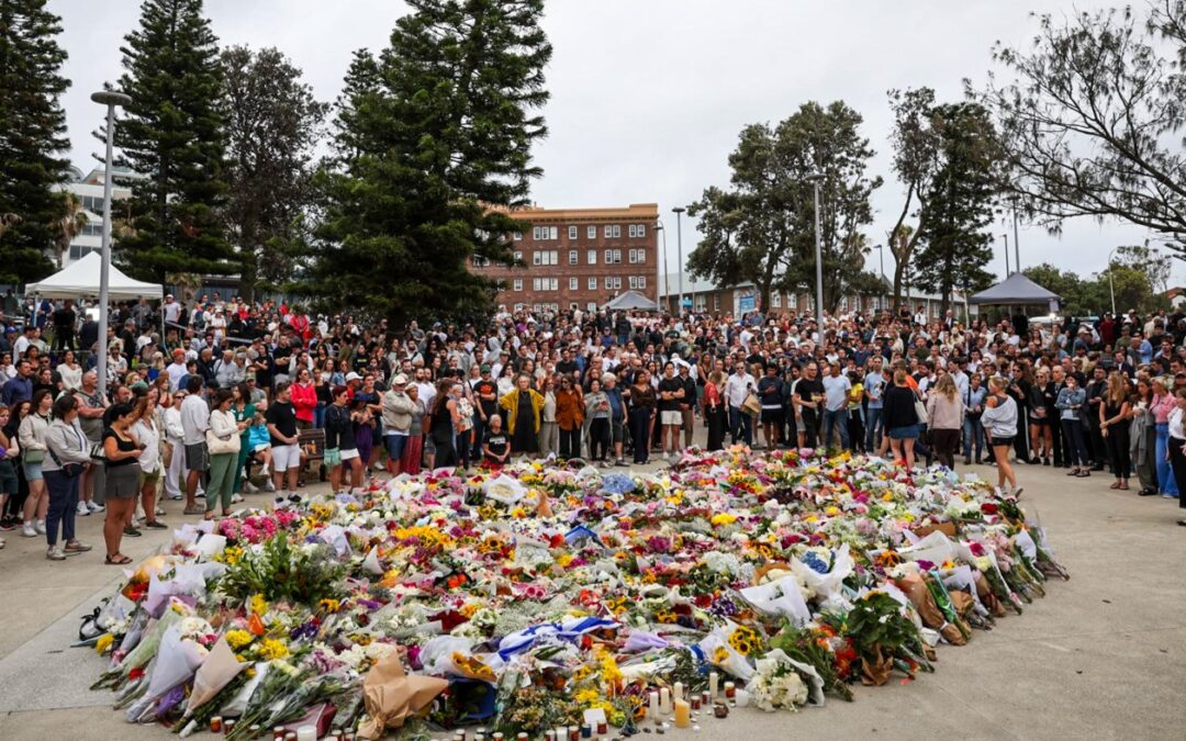 15 killed in mass shooting in Sydney. And, Rob Reiner and his wife found dead