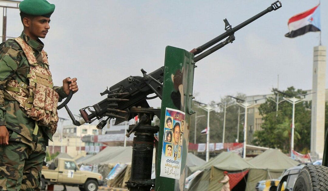 Yemen's southern separatists call for path to independence amid fighting over key region