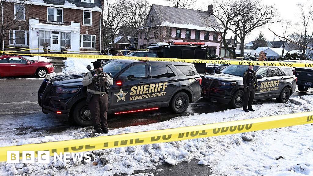US immigration agent fatally shoots woman in Minneapolis