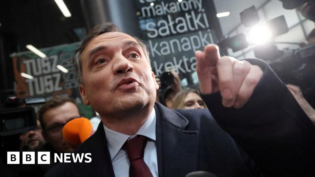 Hungary grants asylum to Polish ex-justice minister